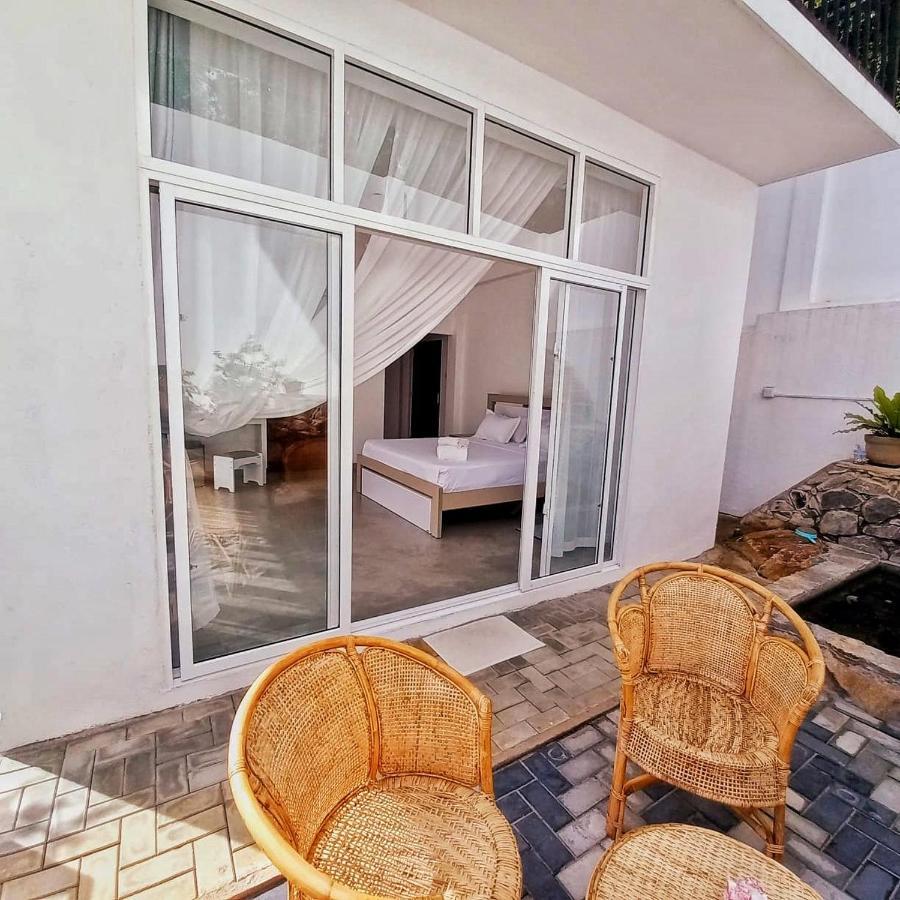Zodiak Hotel แทนกาลเล ภายนอก รูปภาพ