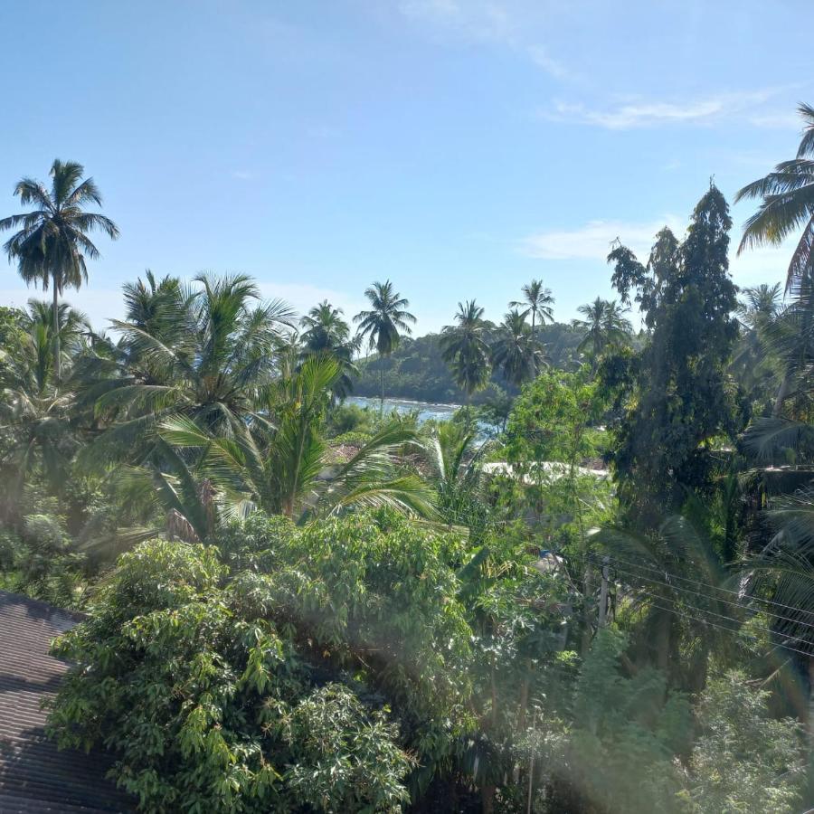 Zodiak Hotel แทนกาลเล ภายนอก รูปภาพ