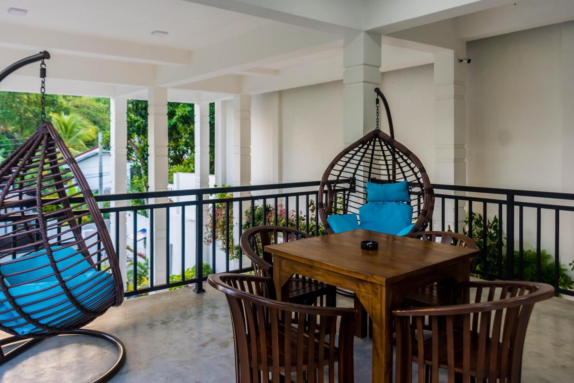 Zodiak Hotel แทนกาลเล ภายนอก รูปภาพ